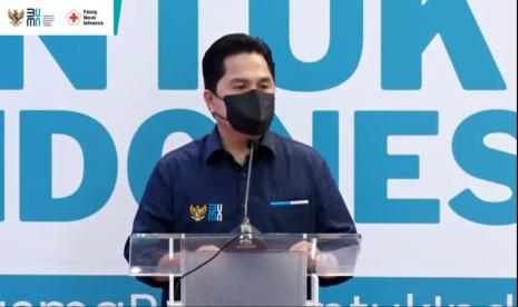 Menteri BUMN Erick Thohir memimpin peluncuran program Plasma BUMN untuk Indonesia di Kantor Pusat Pertamina, Jakarta Pusat, Senin (8/2). 