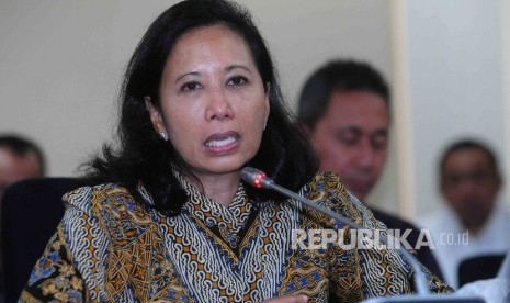 Menteri BUMN, Rini Sumarno 