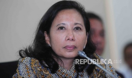 Menteri BUMN, Rini Sumarno