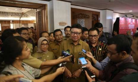 Menteri Dalam Negeri Tjahjo Kumolo usai acara Penerapan e-Planning dalam Penyusunan RPJMD dan RKPD Bagi 171 Daerah Pilkada Serentak 2018,di Jakarta, Senin (8/10)