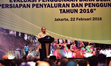  Menteri Desa, PDT dan Transmigrasi, Marwan Jafar saat pembukaan Rakornas Pembangunan dan Pemberdayaan tentang Evaluasi Penggunaan Dana Desa Tahun 2015 di Birawa Assembly Hall Bidakara, Jakarta, Senin (22/2).