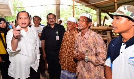 Menteri Desa PDTT Marwan Jafar di Kampung Baru Desa Jontlak, Praya, Lombok Tengah, Ahad (22/2). 