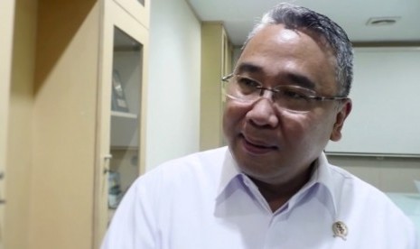 Menteri Desa Pembangunan Daerah Tertinggal dan Transmigrasi, Eko Putro Sandjojo