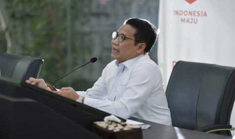 Menteri Desa, Pembangunan Daerah Tertinggal dan Transmigrasi (Mendes PDTT) Abdul Halim Iskandar jadi pembicara kunci dalam Webinar yang bertajuk Feminisasi Kemiskinan dan Efektifitas Bantuan Sosial Merespon Pandemi Covid-19.