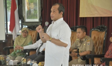   Menteri Desa Pembangunan Daerah Tertinggal, Marwan Jafar menjadi pembicara pada Seminar Desa Membangun Indonesia, dalam rangka Festival Anggaran di Kabupaten Batang, Senin (15/3).