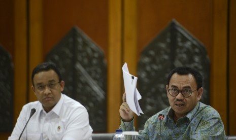 Sudirman Said (kanan) dan Anies Baswedan (kiri) 