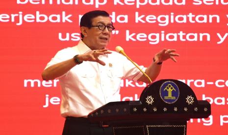 Menteri Hukum dan Hak Asasi Manusia (Menkumham), Yasonna H. Laoly saat membuka Rapat Koordinasi (Rakor) Pengendalian Kinerja dan Refleksi Akhir Tahun 2023 serta Penyusunan Target Kinerja Tahun 2024.