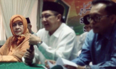 Menteri Kesehatan Nila F Moelok (kiri)