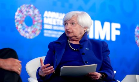 Menteri Keuangan Janet Yellen berbicara dalam pertemuan tahunan IMF dan Kelompok Bank Dunia 2022 di Washington, Rabu, 12 Oktober 2022.