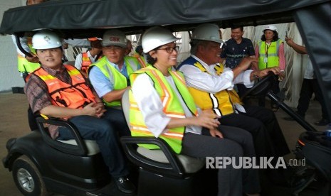 Menteri Keuangan Republik Indonesia, Sri Mulyani untuk pertama kalinya meninjau venue yang akan digunakan Asian Games 2018. Peninjauan dilakukan Kamis (23/11) pagi.