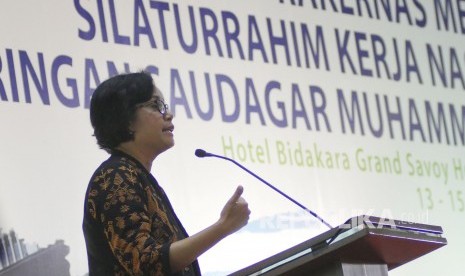 Menteri Keuangan RI Sri Mulyani hadir memberikan sambutan pada Rakernas Majelis Ekonomi Kewirausahaan dan Silaturahim Kerja Nasional Jaringan Saudagar Muhammadiyah, di Kota Bandung, Rabu (13/9).