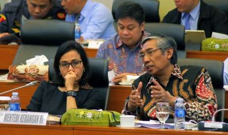 Menteri Keuangan Sri Mulyani Indrawati (kiri) bersama Wakil Menteri Keuangan Mardiasmo (kanan).