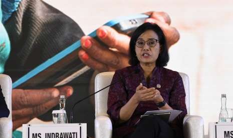 Menteri Keuangan Sri Mulyani Indrawati menyampaikan materi pada sesi Pathways to Prosperity dalam rangkaian Pertemuan Tahunan IMF - World Bank Group 2018 di Nusa Dua, Bali, Kamis (11/10). 