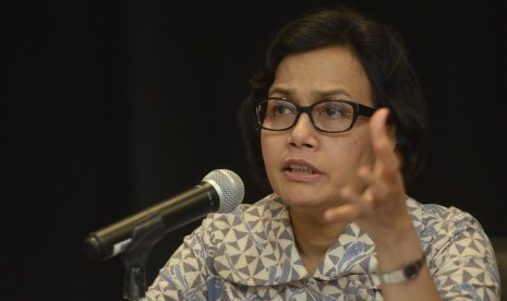 Menteri Keuangan Sri Mulyani memberi keterangan pers di Kantor Kementerian Keuangan, Jakarta, Jumat (23/9).