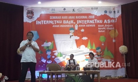 Menteri Komunikasi dan Informatika Rudiantara berbicara di acara Hari Anak Nasional 2018: Internetku Baik, Internetku Asyik!, di Jakarta Pusat, Kamis (26/7).