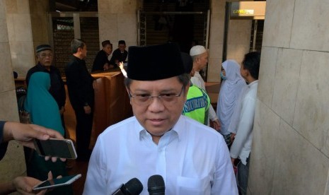 Menteri Komunikasi dan Informatika, Rudiantara usai melaksanakan shalat Idul Fitri 1440 Hijriah di Masjid Istiqlal, Jakarta, Rabu (5/6).