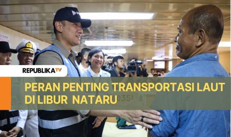 Menteri Koordinator Bidang Infrastruktur dan Pembangunan Kewilayahan, Agus Harimurti Yudhoyono (Menko AHY) meninjau pelayanan arus mudik pada masa liburan Natal 2024 dan Tahun Baru 2025 (Nataru) di Pelabuhan Tanjung Priok, Jakarta Utara, Ahad(29/12/2024). 