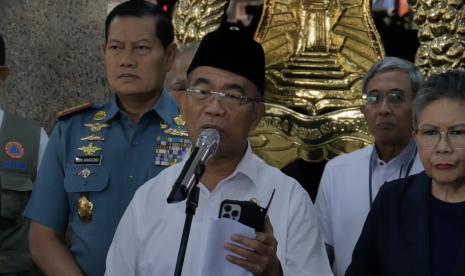 Menteri Koordinator Bidang Pembangunan Manusia dan Kebudayaan (Menko PMK) Muhadjir Effendy perkirakan pemudik tahun ini akan meningkat drastis.