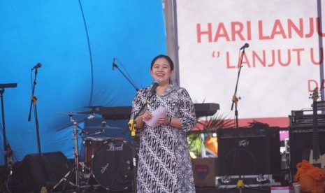 Menteri Koordinator Bidang Pembangunan Manusia dan Kebudayaan Republik Indonesia, Puan Maharani.