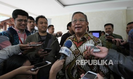  Menteri Koordinator Bidang Perekonomian Darmin Nasution