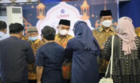 Menteri Koordinator Pembangunan Kemanusiaan dan Kebudayaan (Menko PMK) RI, Prof Muhadjir Effendy, menghadiri kegiatan halal bihalal bersama sivitas akademika Universitas Muhammadiyah Malang (UMM) di Malang. 