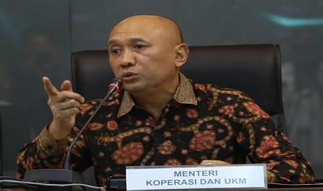 Menteri Koperasi dan Usaha Kecil Menengah (UKM), Teten Masduki.Petani kopi di Aceh Tengah, khususnya para anggota Koperasi Produsen Gayo Highland, berdiskusi langsung dengan Menteri Koperasi dan UKM Teten Masduki. Diskusi terkait pengembangan kualitas produk dan pemasaran kopi. 