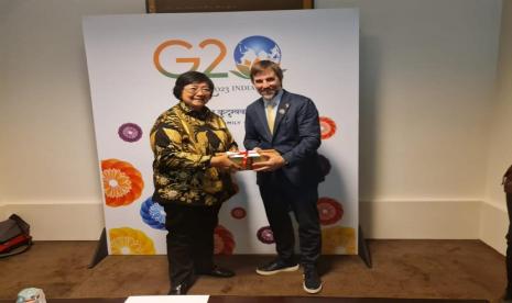 Menteri Lingkungan Hidup dan Kehutanan (LHK), Siti Nurbaya memimpin Delegasi Republik Indonesia dalam pertemuan Kepresidenan G-20 Environment and Climate Sustainability Ministerial Meeting di Chennai, India, yang dihadiri oleh sekitar 300 delegasi dari negara anggota G-20, negara undangan, dan organisasi internasional. Pertemuan ini berfokus pada finalisasi Ministerial Outcome dan Presidency Documents.