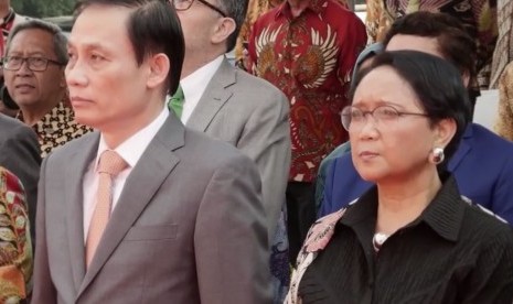 Menteri Luar Negeri, Retno L Marsudi (kanan)