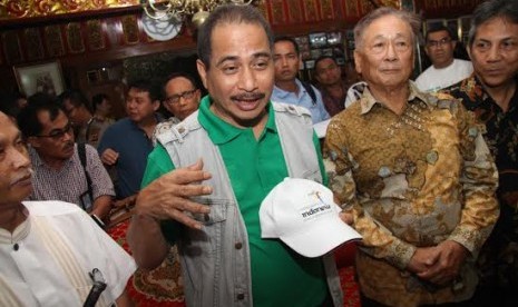 Menteri Pariwisata Arief Yahya (baju hijau) saat melakukan kunjungan ke Taman Wisata Matahari, Puncak, Jawa Barat