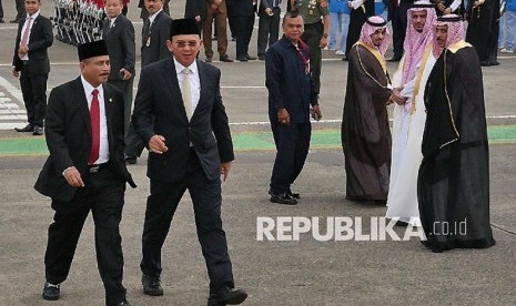 Menteri Pariwisata Arief Yahya (kiri) bersama Gubernur DKI Jakarta Basuki Tjahya Purnama. 