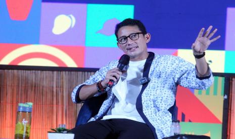 Menteri Pariwisata dan Ekonomi Kreatif (Menparekraf) Sandiaga Salahuddin Uno mengatakan, Aki menjadi kesempatan bagi masyarakat untuk dapat meningkatkan pengetahuan.