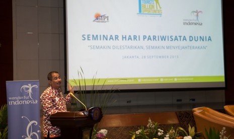 Menteri Pariwisata Indonesia, Arief Yahya dalam memberikan sambutan di Seminar Hari Pariwisata di Gedung Sapta Pesona, Senin (28/9)