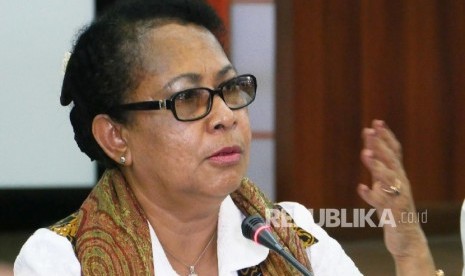  Menteri Pemberdayaan Perempuan dan Perlindungan Anak Yohana Yembise 