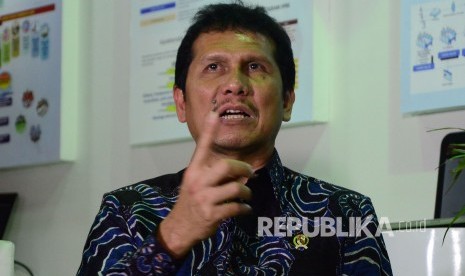 Menteri Pendayagunaan Aparatur negara dan Reformasi Asman Abnur. (Republika/Edi Yusuf)