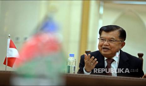 Mantan wakil presiden RI, Jusuf Kalla saat berkunjung ke Afghanistan. 