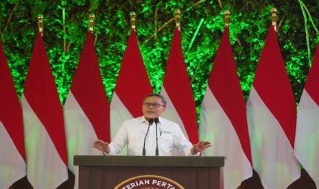 Menteri Perdagangan RI Zulkifli Hasan menghadiri Simposium Kementerian Pertahanan Tahun 2023. Zulhas turut menjadi pembicara dalam kegiatan bertajuk Geopolitik dan Geostrategis Global serta Pengaruhnya terhadap Indonesia Tahun 2023.