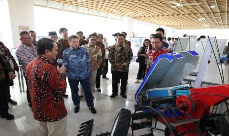 Menteri Perencanaan Pembangunan Nasional (PPN) RI, Suharso Monoarfa, melakukan kunjungan kerja ke Sekolah Vokasi Universitas Gadjah Mada (SV UGM), Selasa (26/9/2023).