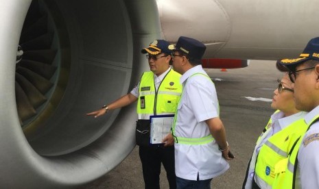 Menteri Perhubungan Budi Karya Sumadi melakukan ramp check jelang liburan Natal dan Tahun Baru di Bandara Soekarno Hatta, Tangerang, Sabtu (15/12). Istimewa.