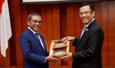 Menteri Perindustrian Saleh Husin dan Menteri Perdagangan, Perindustrian, dan LH Timor Leste Constâncio Da Conceição Pinto tanda tangani Memorandum Kesepakatan Kerja Sama Teknik Industri.