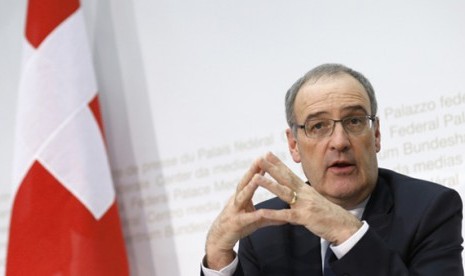 Menteri Pertahanan Swiss, Guy Parmelin