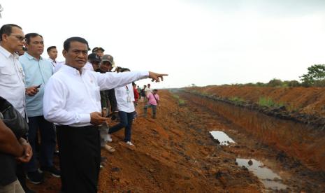 Menteri Pertanian (Mentan) Andi Amran Sulaiman mengatakan bahwa program akselerasi adalah solusi pasti dalam menekan kebijakan impor yang dilakukan akibat dampak el nino beberapa bulan lalu. 