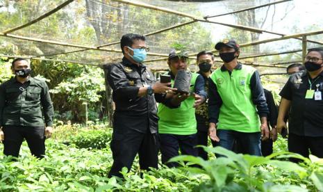 Menteri Pertanian (Mentan) RI, Syahrul Yasin Limpo melakukan kunjungan ke Desa Wonorejo, Lawang, Kabupaten Malang, Jatim, Kamis (3/9)