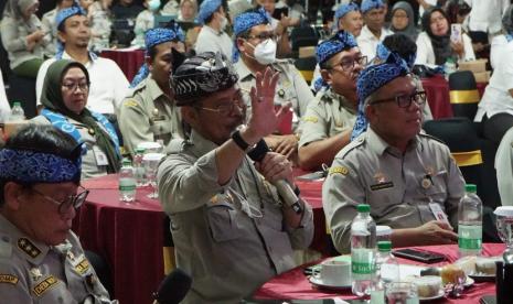 Menteri Pertanian (Mentan) Syahrul Yasin Limpo (SYL) memerintahkan jajarannya mengawal pengelolaan pupuk bersubsidi. Hal tersebut ia nyatakan saat membuka kegiatan Training of Trainers (ToT) Pengelolaan Pupuk Bersubsidi di PPMKP, Ciawi, pada Kamis (19/01/2023) sore. 