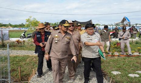 Menteri Pertanian, Syahrul Yasin Limpo, saat meninjau kesiapan lokasi Pekan Nasional (Penas) XVI Petani dan Nelayan akan berlangsung di Padang, Sumatera Barat (Sumbar), pada 10-15 Juni 2023.