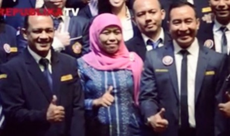 Menteri Sosial, Khofifah Indar Parawansa dan pengurus Karang Taruna RI