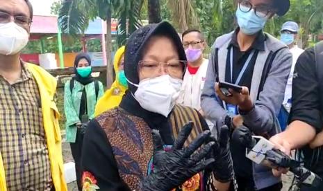 Menteri Sosial Tri Rismaharini, kunjungi Balai Rehabilitasi Sosial eks Gelandangan dan Pemulung (BRSEGP) Pangudi Luhur, Kota Bekasi, Jumat (8/1). 