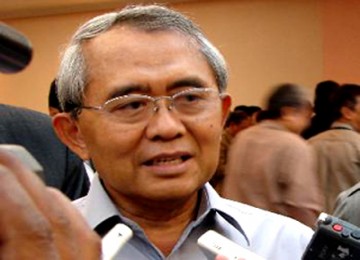 Menteri PU Djoko Kirmanto