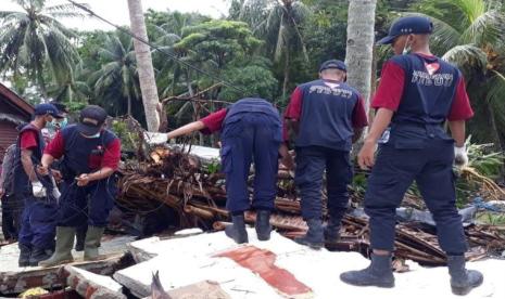 Menurut Badan PBB untuk Strategi Internasional Pengurangan Risiko Bencana (UNISDR), Indonesia merupakan negara yang paling rawan bencana alam di dunia mulai gempa bumi, tsunami, erupsi gunung api, banjir, tanah longsor, kekeringan, dan kebakaran hutan.