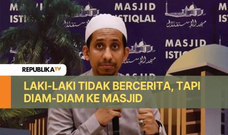 Menurut Habib Jafar banyak laki-laki dan perempuan yang tidak bercerita. Namun lebih memilih pergi ke Masjid Istiqlal untuk berbicara kepada Allah SWT.