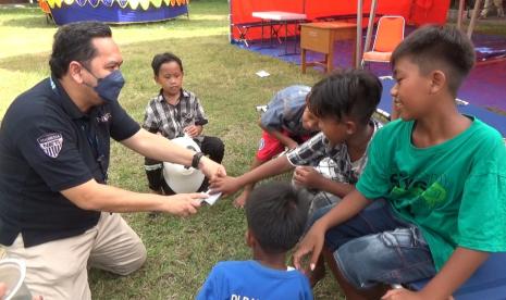 Menurut Nugroho Agung Prasetyo  (AVP Brand Communications NET), sebagai lembaga penyiaran nasional NET berbagi peran dengan lembaga sosial seperti Dompet Dhuafa dalam membantu pengungsi korban erupsi Gunung Semeru. 